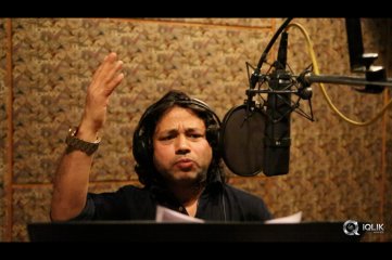 Kailash Kher Has Recorded a Special Song For Gopala Gopala Movie